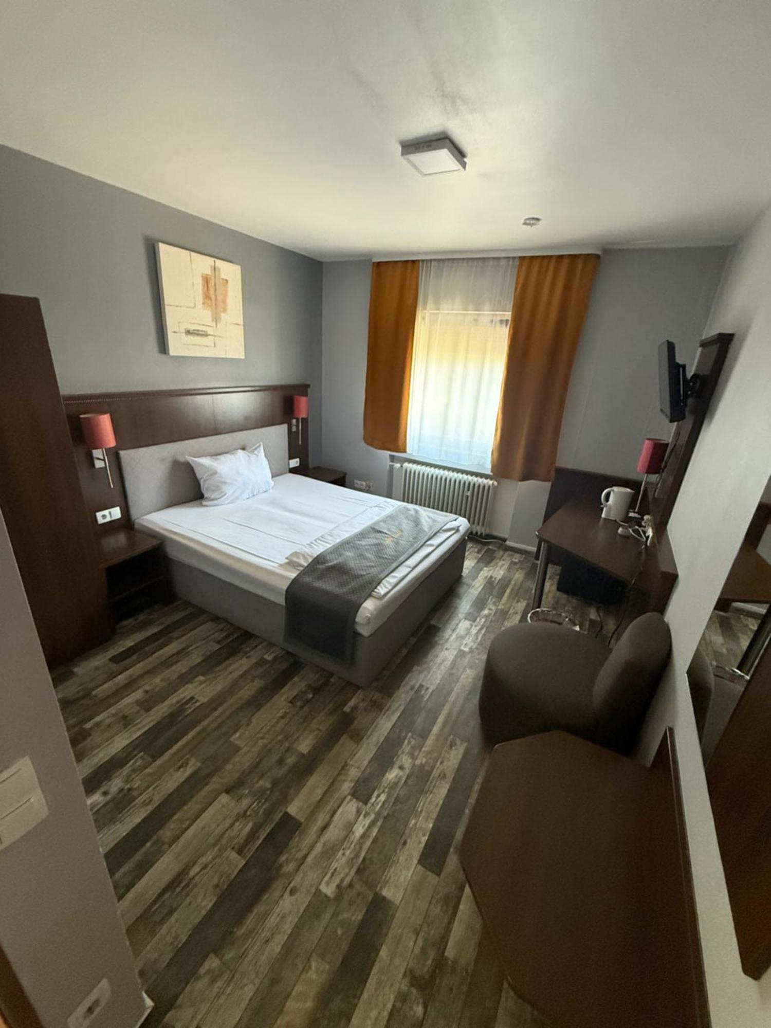 Parkhotel Lindenhof - Kostenlose Parkplaetze Оффенбах Экстерьер фото
